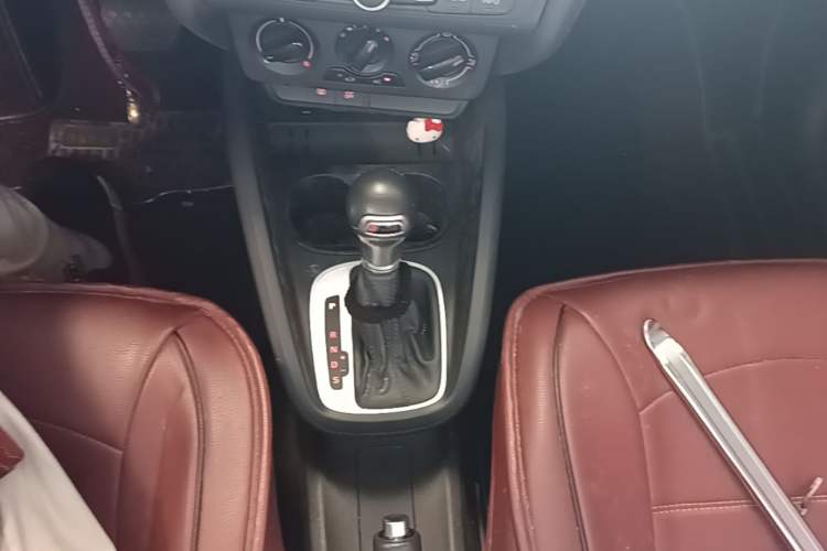 Used Audi A1 2014 30 TFSI Sportback Fashion Model Gear Lever