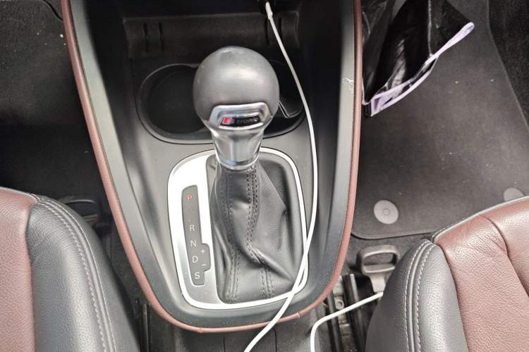 Used Audi A1 2014 30 TFSI Comfort Model Gear Lever