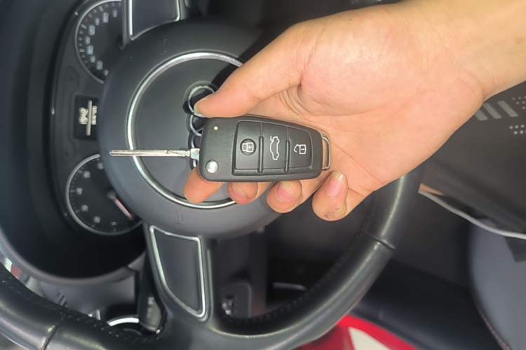 Used Audi A1 2014 30 TFSI Fashion Model Interior 1