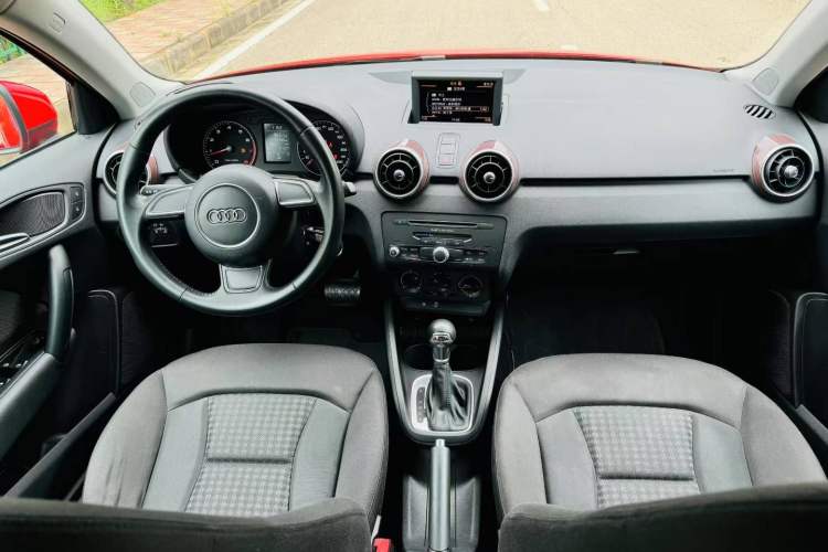 Used Audi A1 2014 30 TFSI Sportback Fashion Model Interior 1