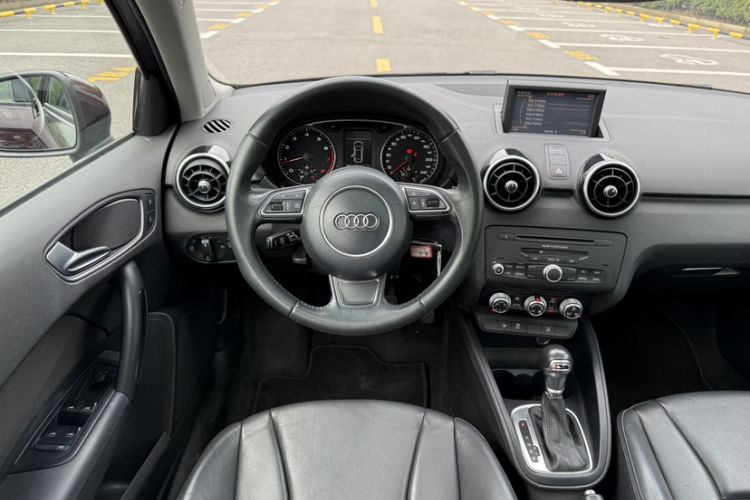 Used Audi A1 2014 30 TFSI Sportback Comfort Model Interior 9
