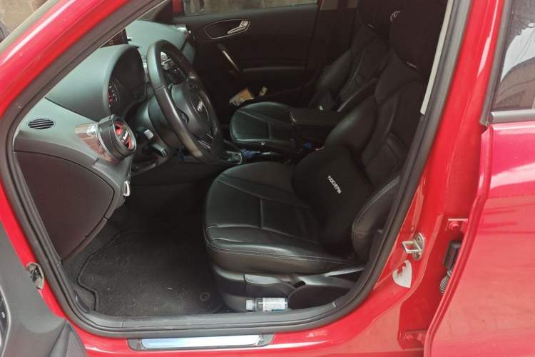 Used Audi A1 2014 30 TFSI Sportback Comfort Model Left Front Seat