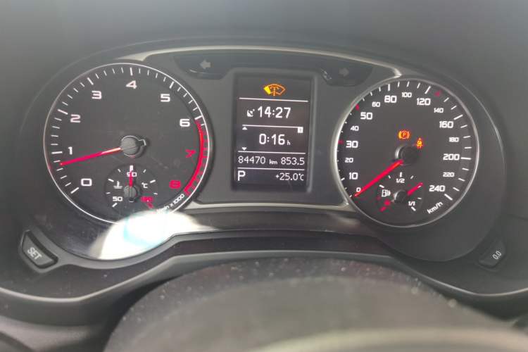 Used Audi A1 2014 30 TFSI Sportback Luxury Model Odometer Close Up