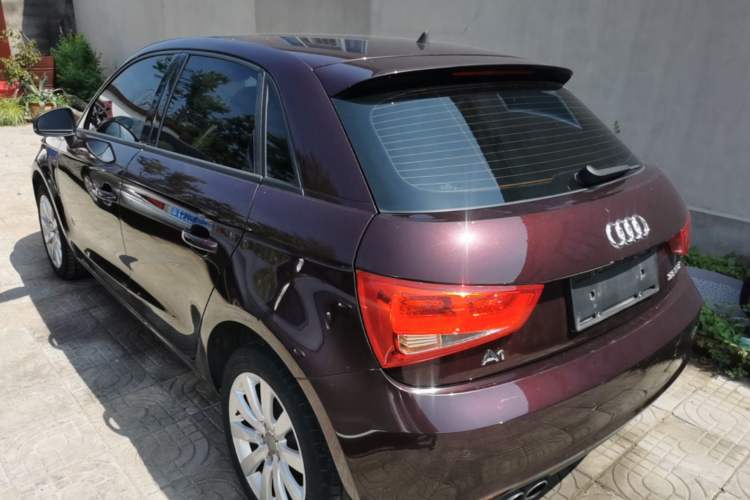 Used Audi A1 2014 30 TFSI Sportback Comfort Model Rear Left 45 Deg
