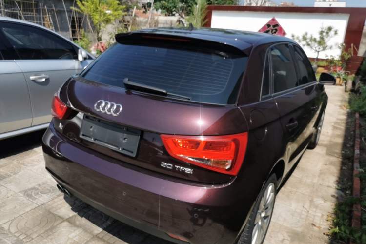 Used Audi A1 2014 30 TFSI Sportback Comfort Model Rear Right 45 Deg