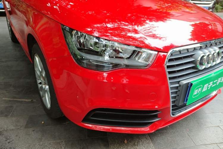 Used Audi A1 2014 30 TFSI Sportback Fashion Model Right Front Headlight