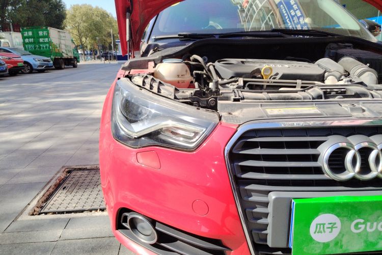 Used Audi A1 2014 30 TFSI Sportback Comfort Model Right Front Headlight