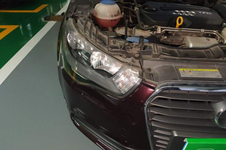 Used Audi A1 2014 30 TFSI Sportback Fashion Model Right Front Headlight