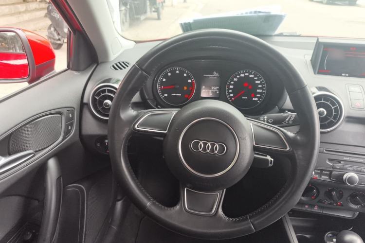 Used Audi A1 2014 30 TFSI Sportback Fashion Model Steering Wheel