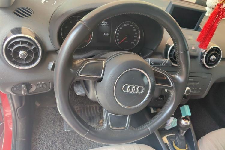 Used Audi A1 2014 30 TFSI Fashion Model Steering Wheel