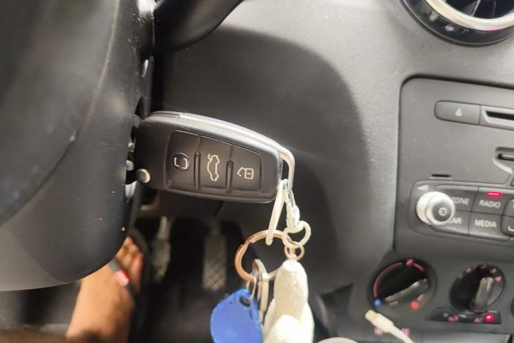 Used Audi A1 2014 30 TFSI Sportback Comfort Model Vehicle Key