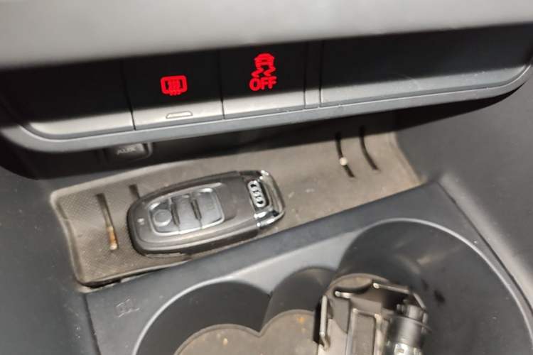 Used Audi A1 2014 30 TFSI Fashion Model Vehicle Key