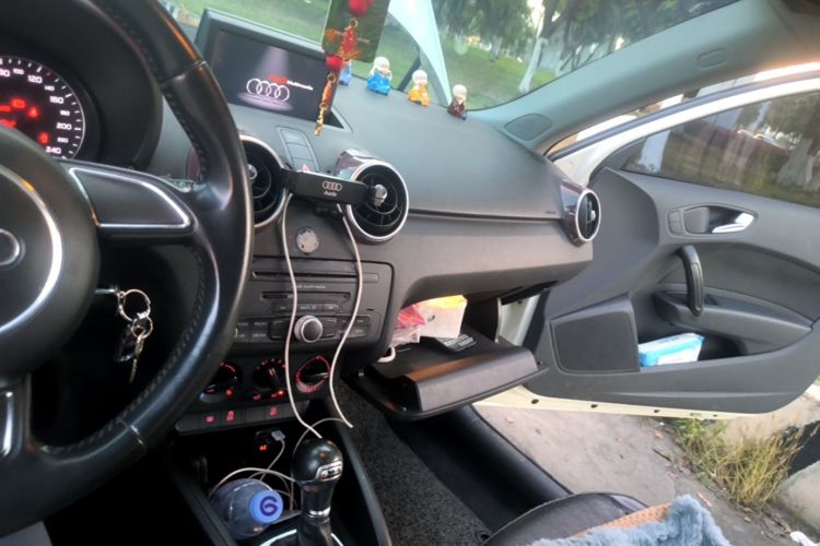 Used Audi A1 2014 30 TFSI Fashion Model Audio And AC Panel