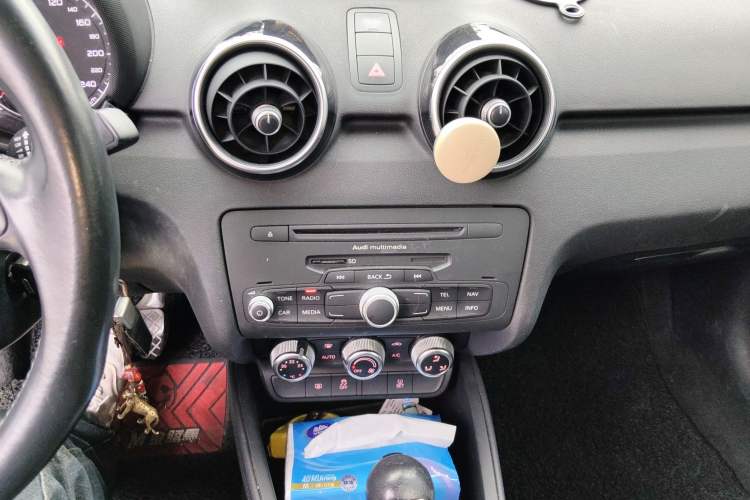 Used Audi A1 2014 30 TFSI Comfort Model Audio And AC Panel