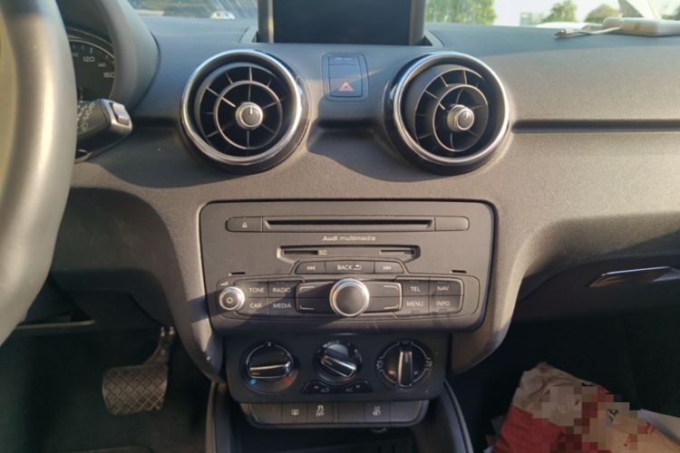 Used Audi A1 2014 30 TFSI Sportback Technology Model Audio And AC Panel
