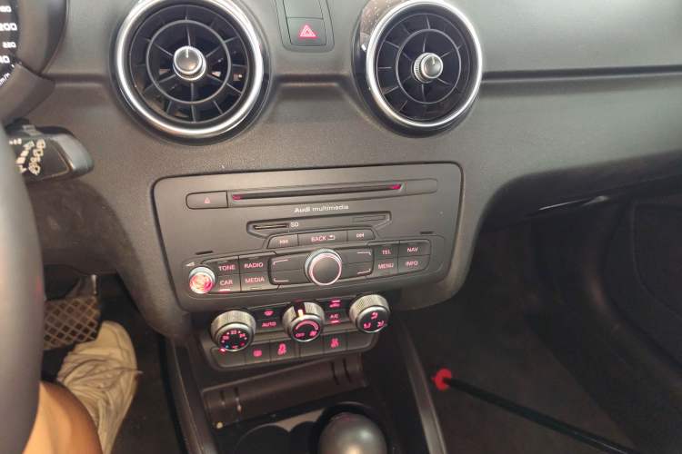Used Audi A1 2014 30 TFSI Comfort Model Audio And AC Panel
