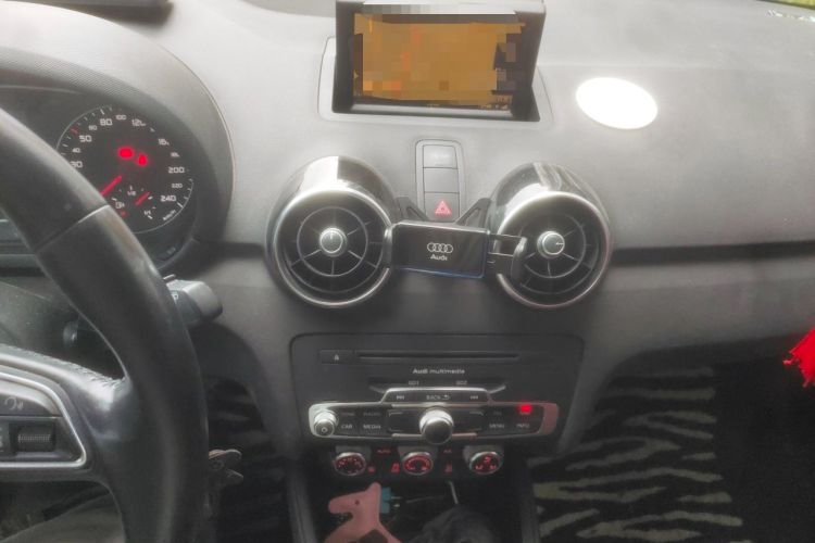 Used Audi A1 2014 30 TFSI Sportback Luxury Model Audio And AC Panel