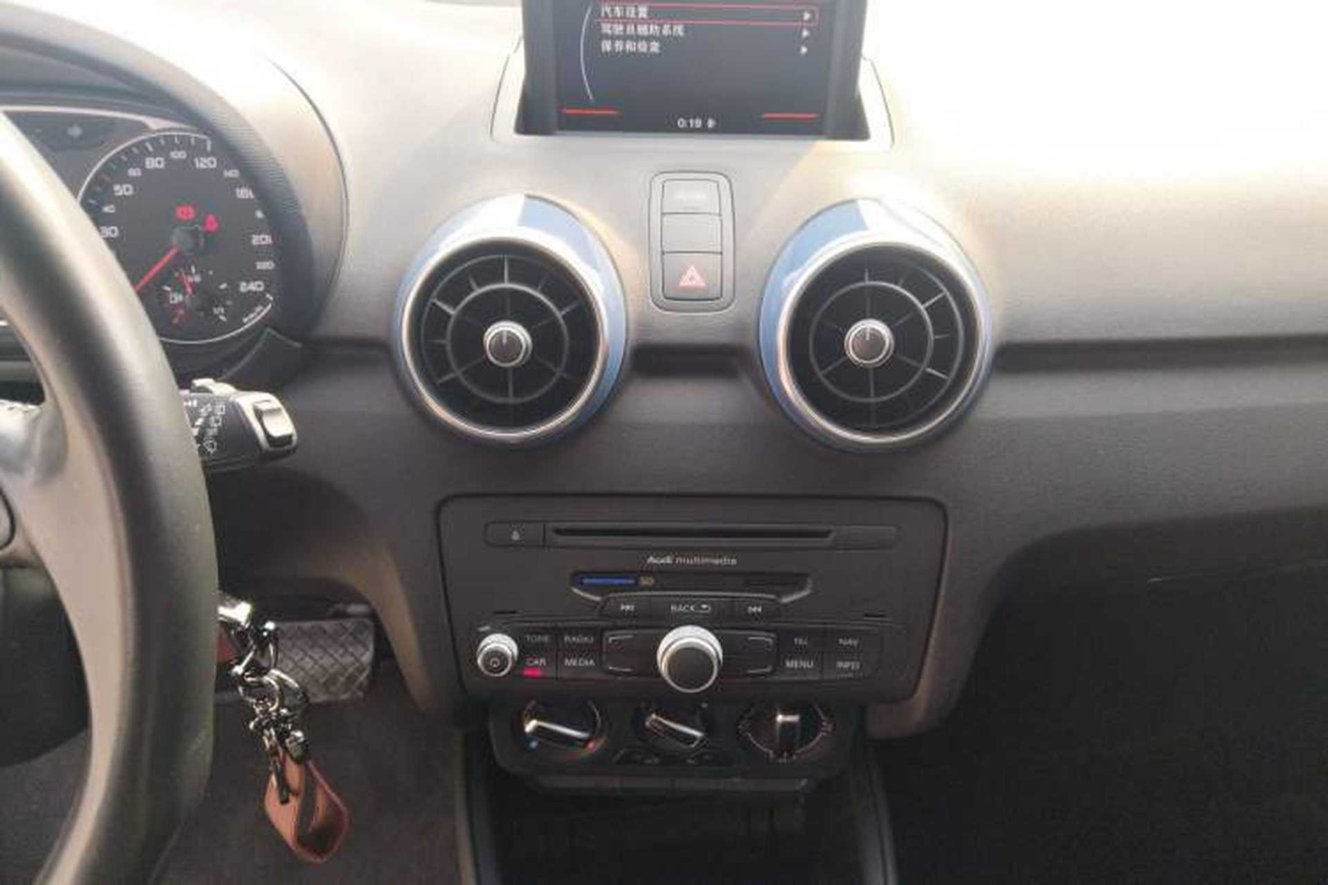 Used Audi A1 2014 30 TFSI Sportback Technology Model Audio And AC Panel