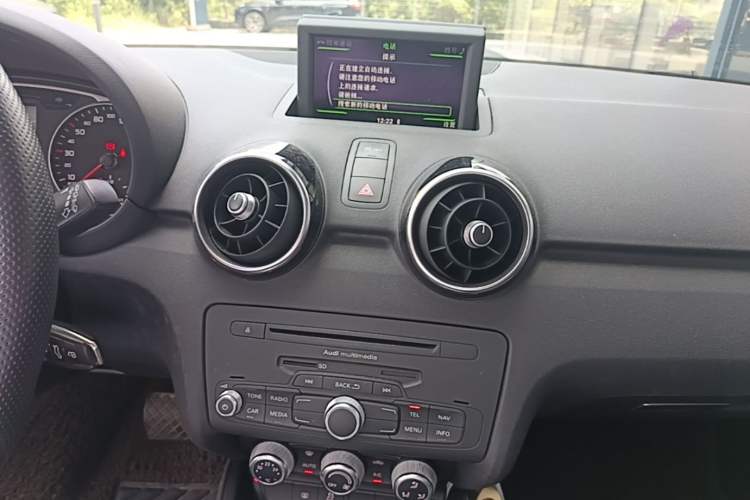 Used Audi A1 2014 30 TFSI Comfort Model Audio And AC Panel