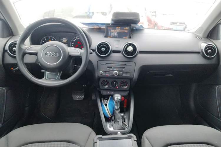 Used Audi A1 2014 30 TFSI Sportback Fashion Model Center Console