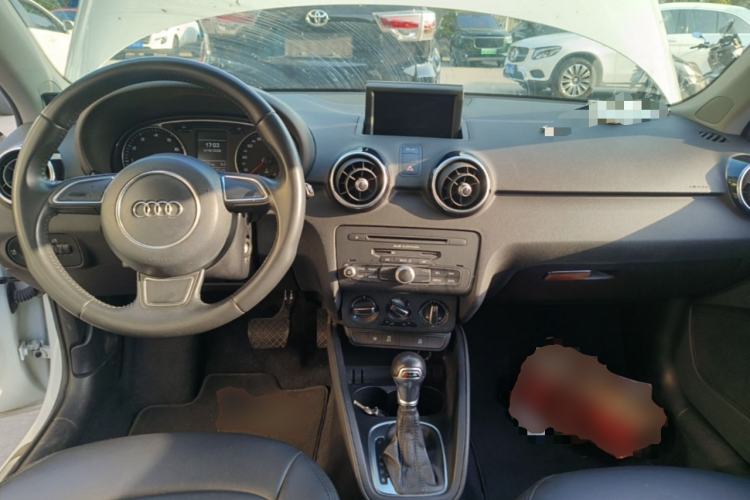 Used Audi A1 2014 30 TFSI Sportback Technology Model Center Console