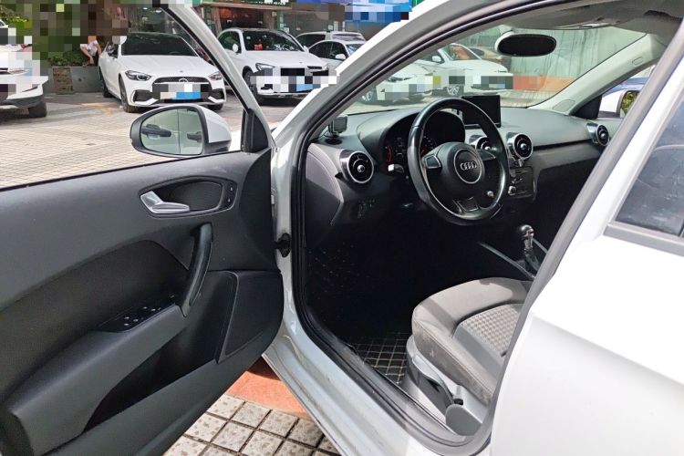 Used Audi A1 2014 30 TFSI Sportback Fashion Model Driver Seat
