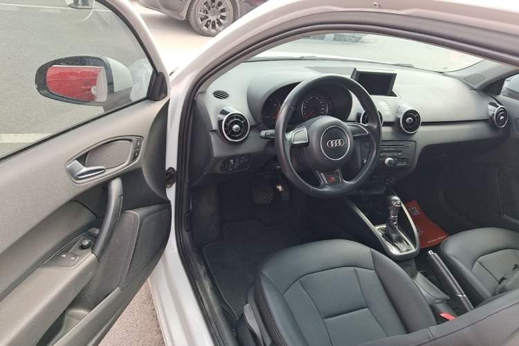 Used Audi A1 2014 30 TFSI Fashion Model Driver Seat