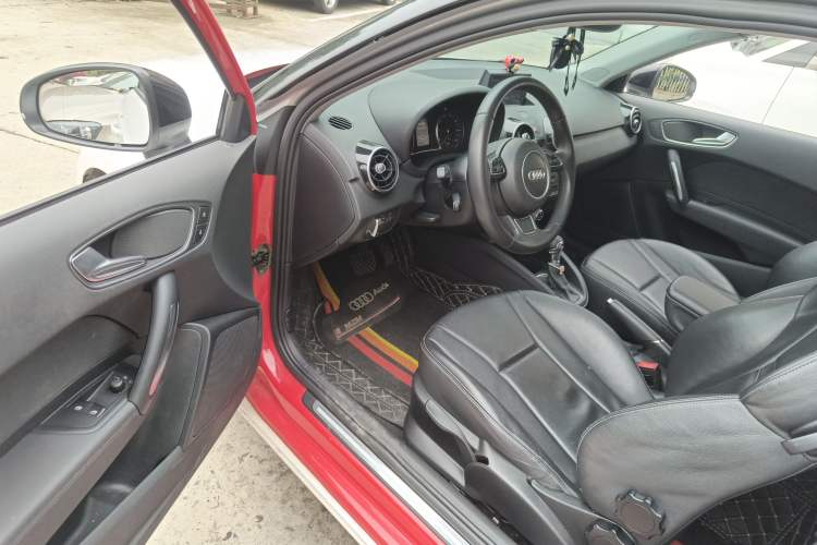Used Audi A1 2014 30 TFSI Comfort Model Driver Seat