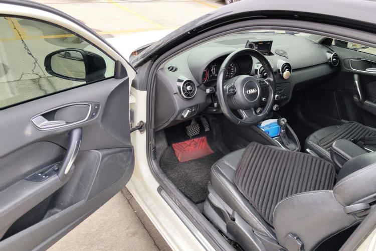 Used Audi A1 2014 30 TFSI Comfort Model Driver Seat