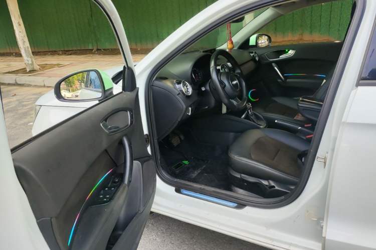 Used Audi A1 2014 30 TFSI Sportback Technology Model Driver Seat