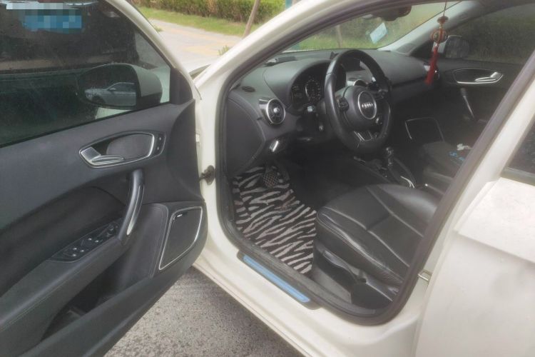 Used Audi A1 2014 30 TFSI Sportback Luxury Model Driver Seat