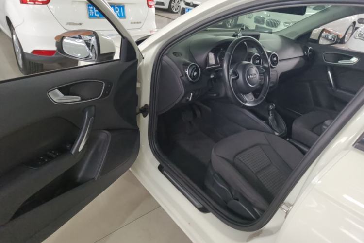Used Audi A1 2014 30 TFSI Sportback Fashion Model Driver Seat