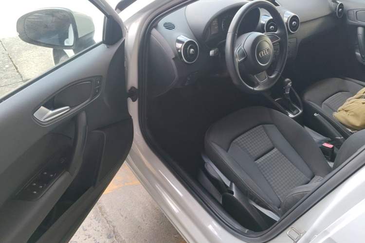 Used Audi A1 2014 30 TFSI Sportback Fashion Model Driver Seat
