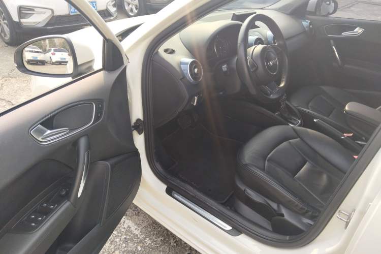Used Audi A1 2014 30 TFSI Sportback Technology Model Driver Seat