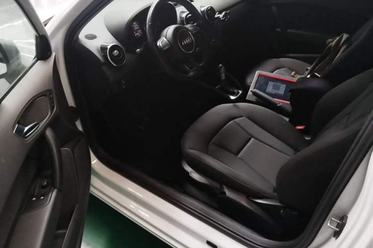 Used Audi A1 2014 30 TFSI Fashion Model Driver Seat