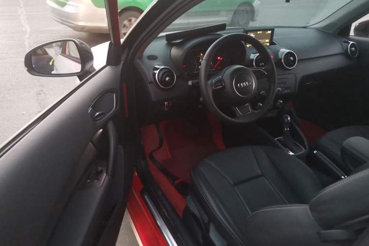 Used Audi A1 2014 30 TFSI Comfort Model Driver Seat