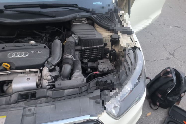 Used Audi A1 2014 30 TFSI Fashion Model Engine Bay Left