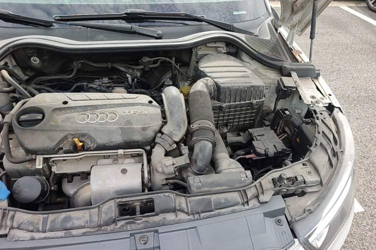 Used Audi A1 2014 30 TFSI Sportback Comfort Model Engine Bay Left