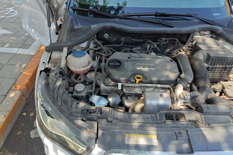 Used Audi A1 2014 30 TFSI Sportback Comfort Model Engine Bay Right
