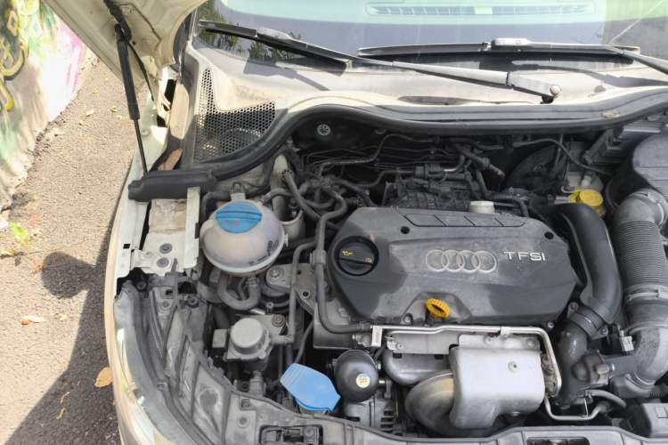 Used Audi A1 2014 30 TFSI Comfort Model Engine Bay Right
