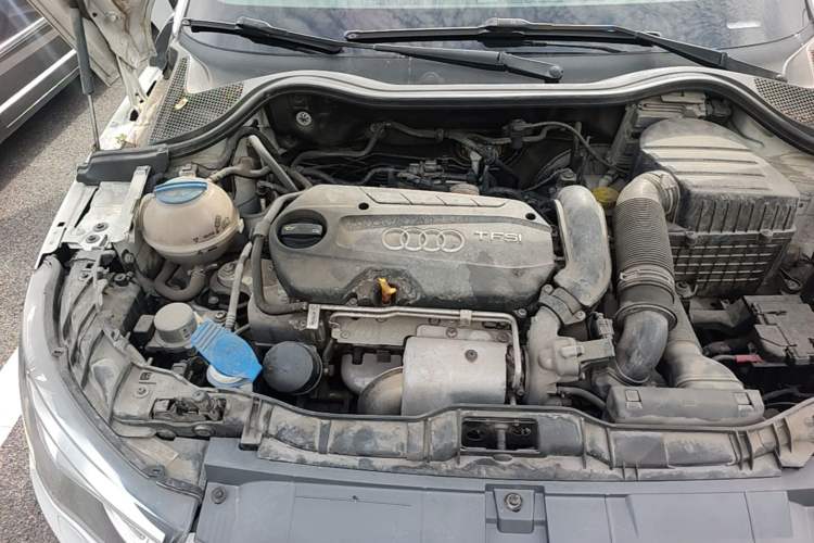 Used Audi A1 2014 30 TFSI Sportback Comfort Model Engine Bay Right