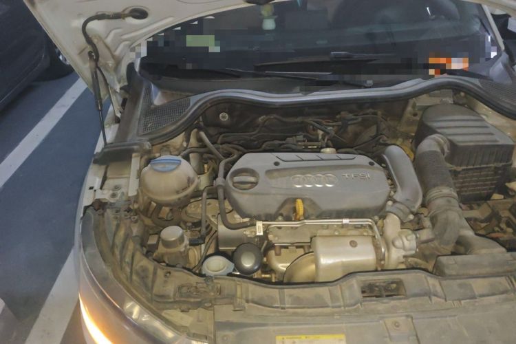 Used Audi A1 2014 30 TFSI Fashion Model Engine Bay Right
