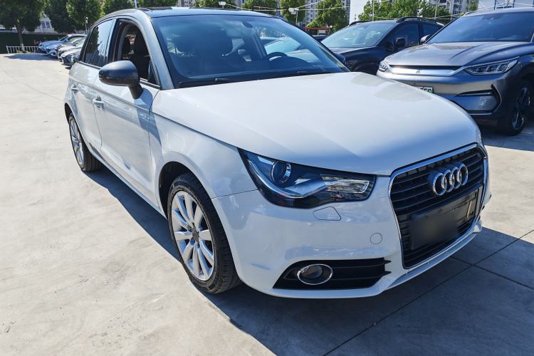 Used Audi A1 2014 30 TFSI Sportback Comfort Model Exterior 2