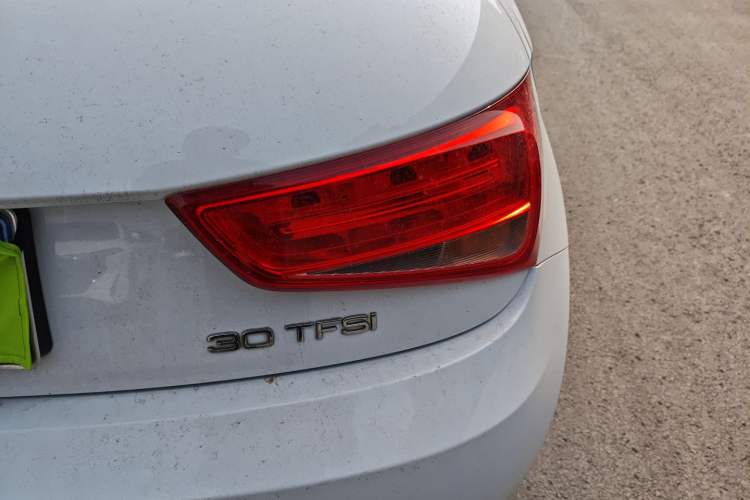 Used Audi A1 2014 30 TFSI Sportback Fashion Model Exterior 3