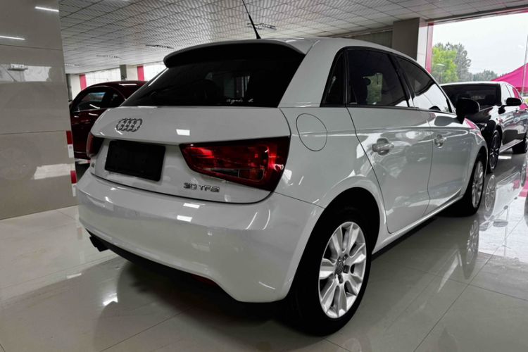 Used Audi A1 2014 30 TFSI Sportback Fashion Model Exterior 3