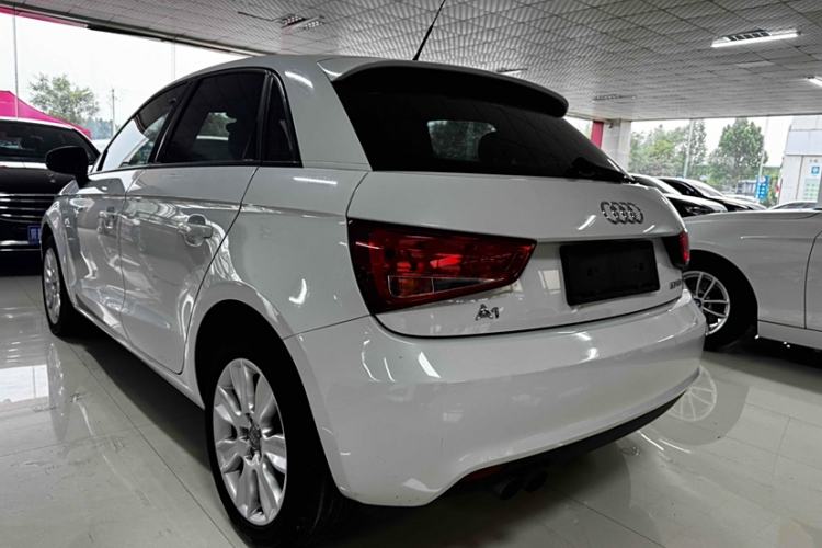 Used Audi A1 2014 30 TFSI Sportback Fashion Model Exterior 4