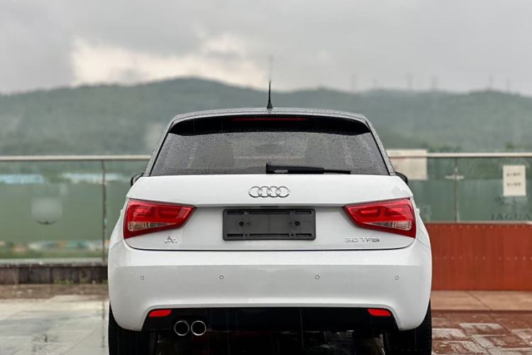 Used Audi A1 2014 30 TFSI Sportback Comfort Model Exterior 5