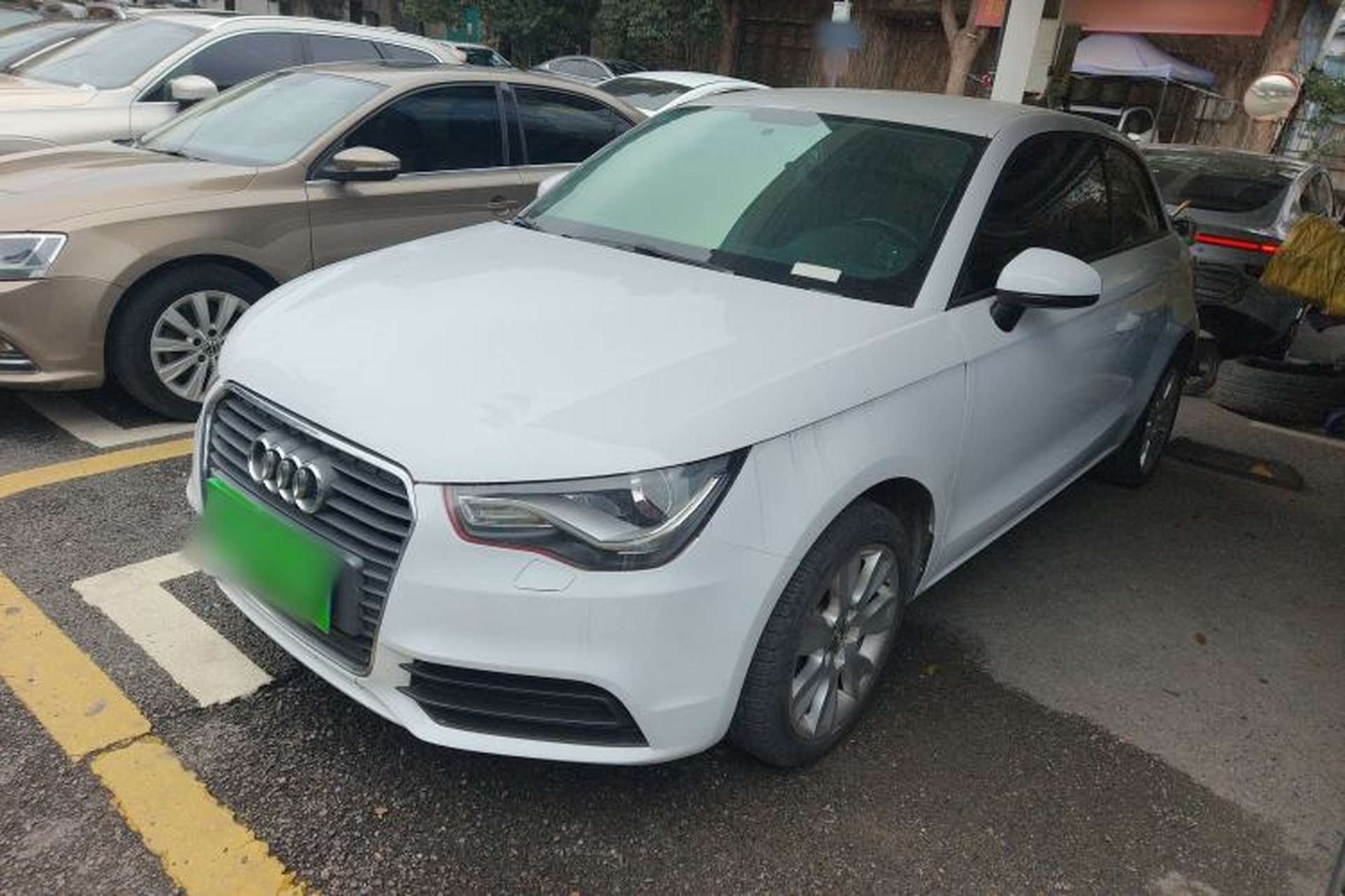 Used Audi A1 2014 30 TFSI Technology Edition Front Left 45 Deg