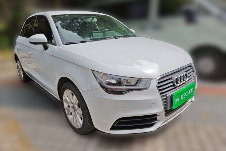 Used Audi A1 2014 30 TFSI Sportback Fashion Model Front Right 45 Deg