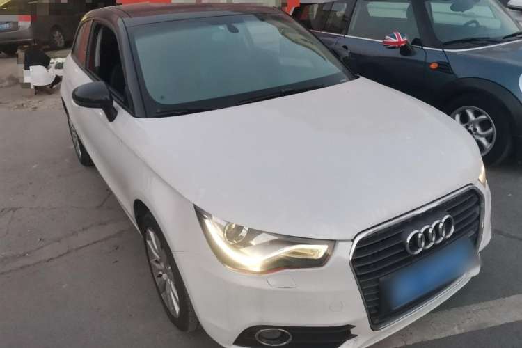 Used Audi A1 2014 30 TFSI Comfort Model Front Right 45 Deg